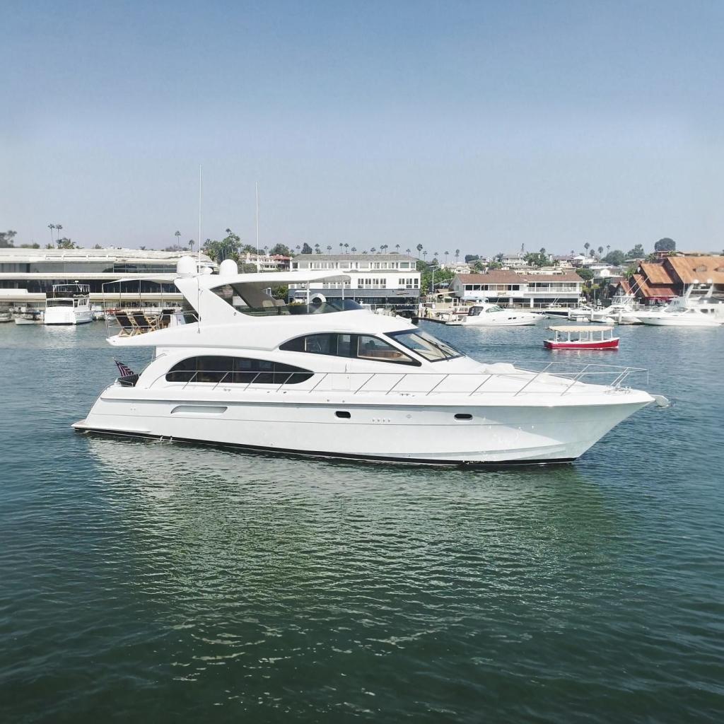 2002 Hatteras 63 Raised Pilothouse Motor Yacht