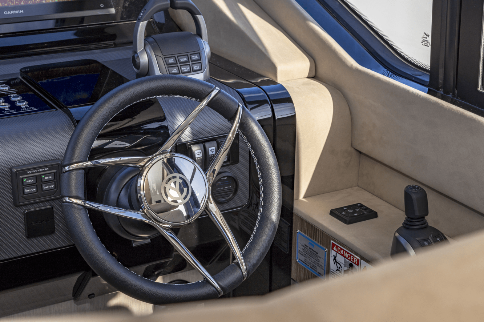 2027 Cruisers Yachts 57 FLY - Image 68