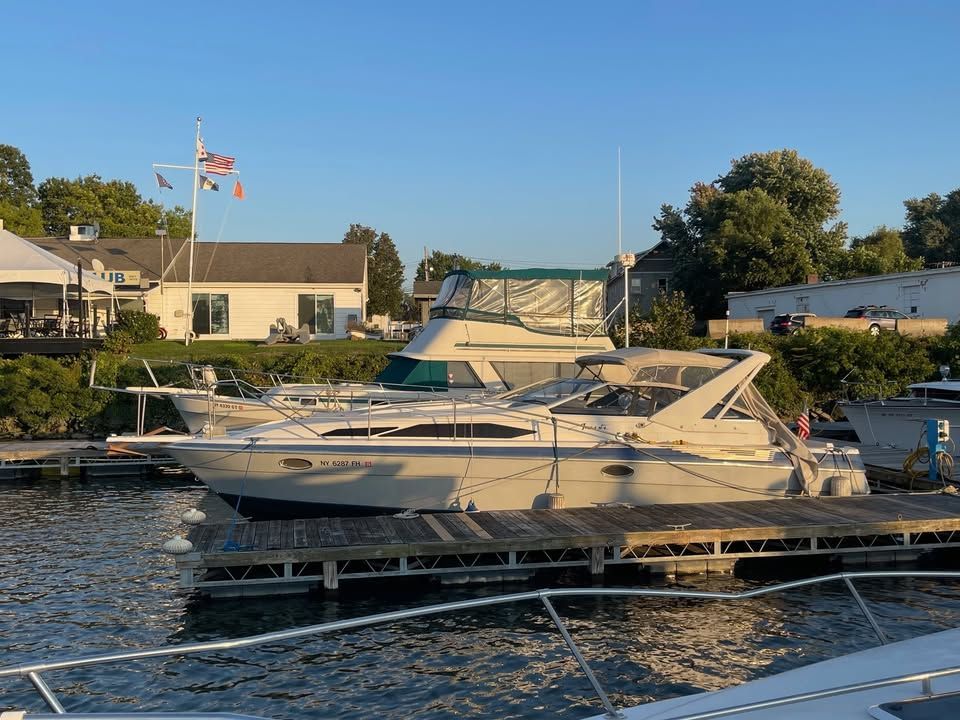 1989 Bayliner 3485 Avanti - 3