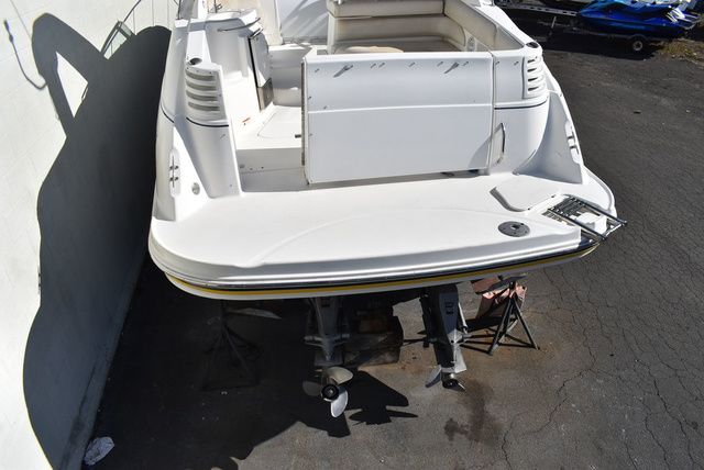 2005 Larson Cabrio 310 - 5