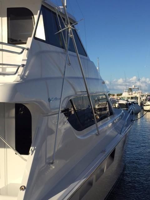 2004 Hatteras Sportfisher - 11