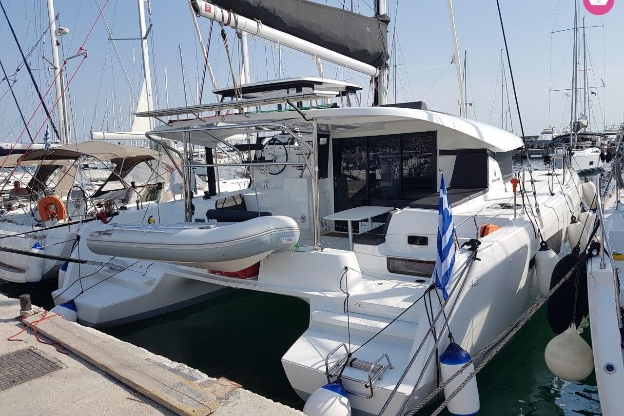 2019 Lagoon 42