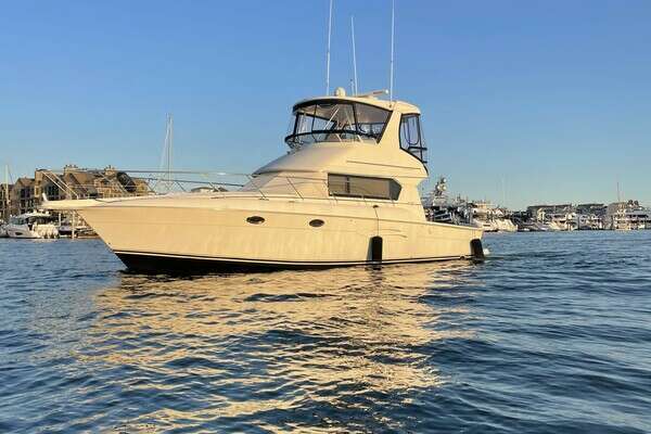 2003 Silverton 42 Convertible