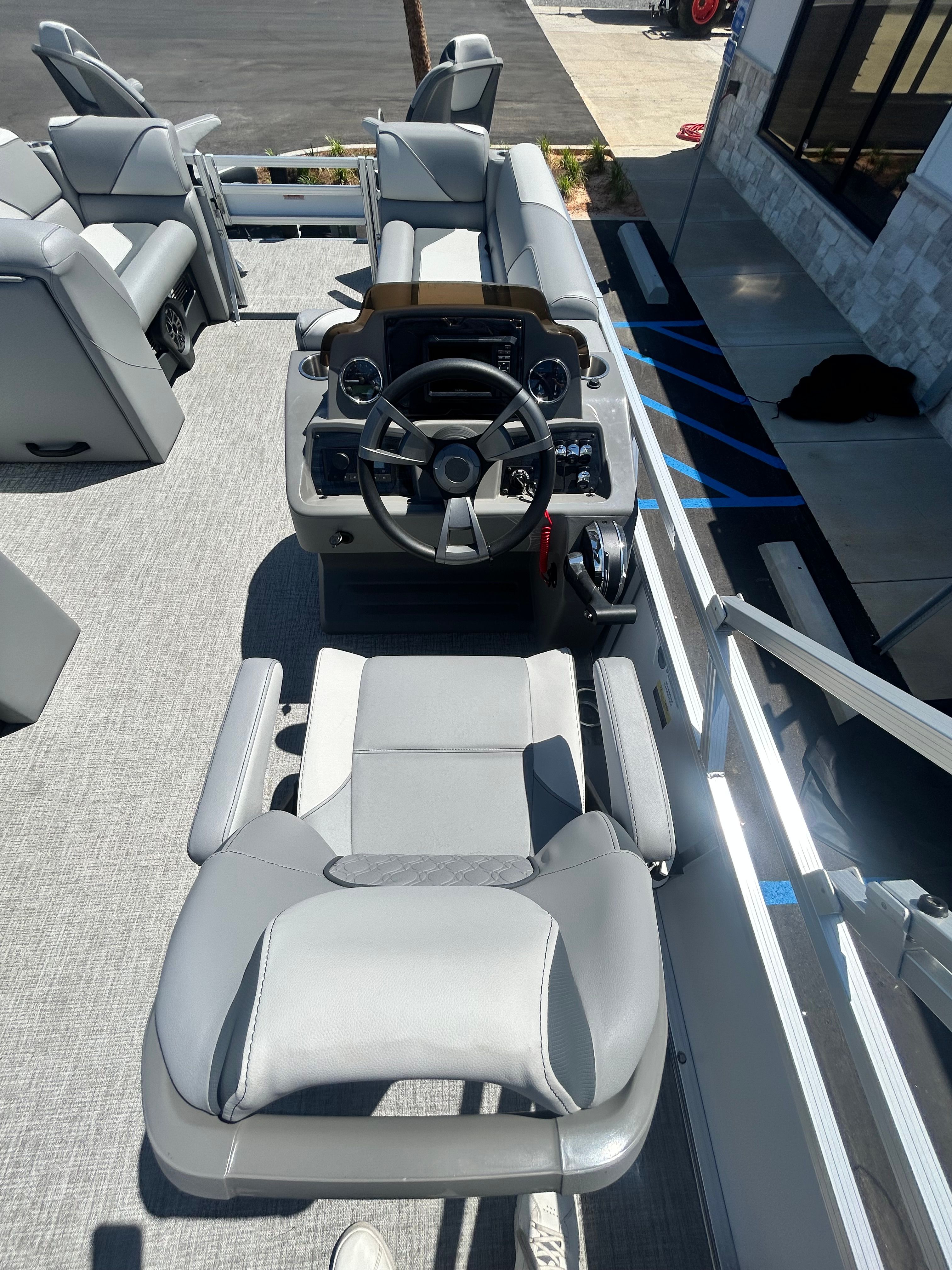 2025 Tahoe SPT FNC23T - 17