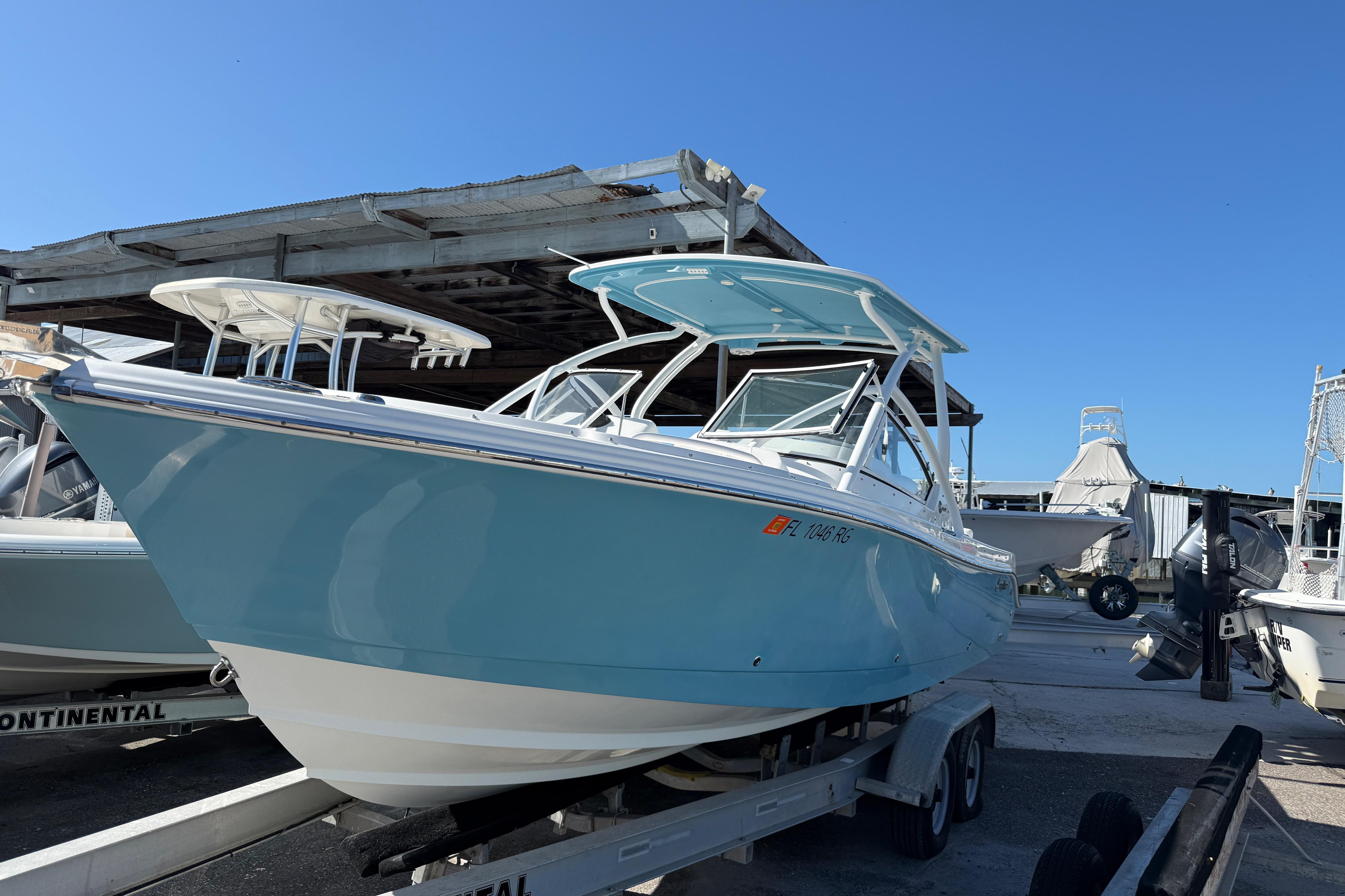 2017 Edgewater 248CX Crossover