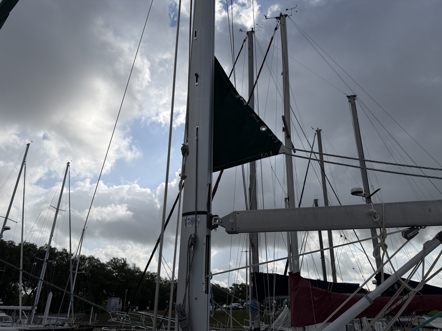 1995 Beneteau OCEANIS 321 - Image 39