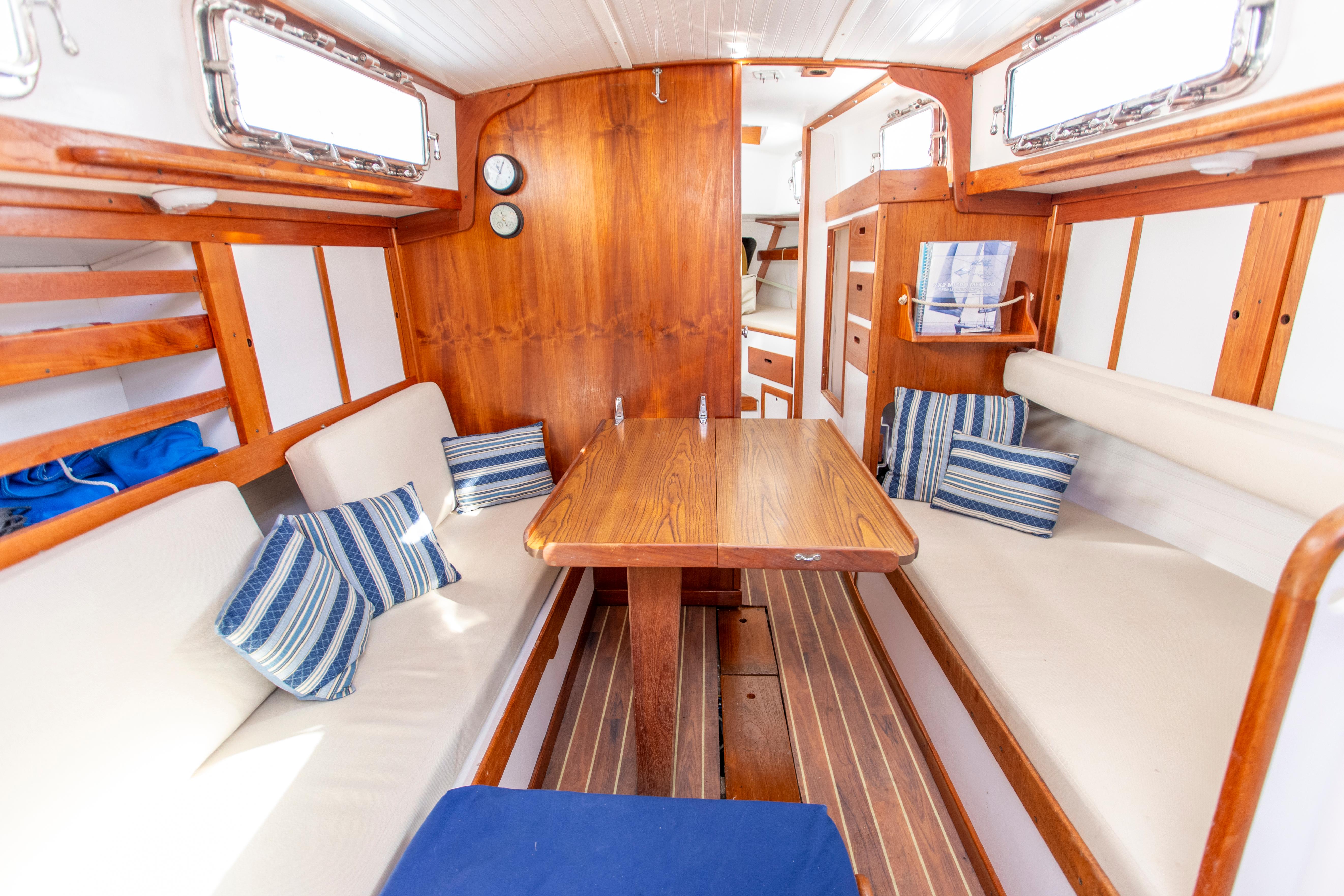 1970 Tartan 34C - 45