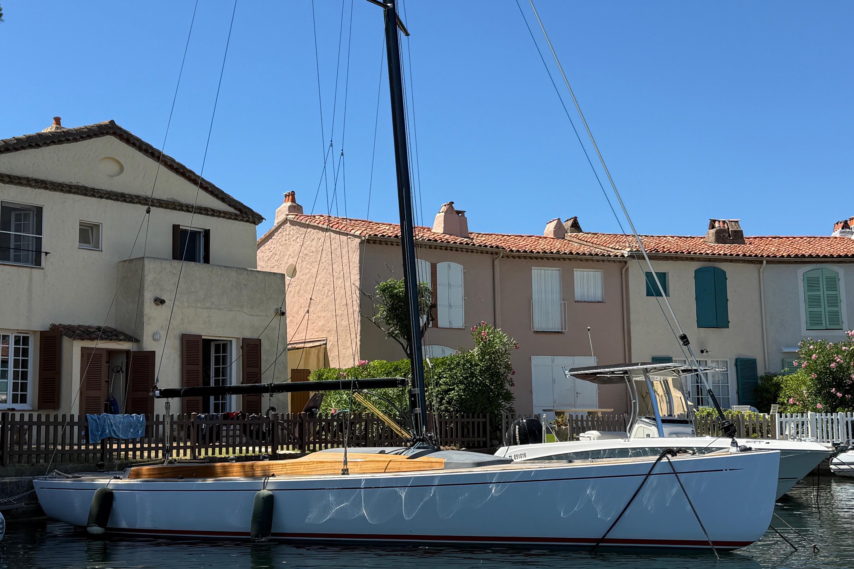 2008 Latitude 46 Tofinou 9.5