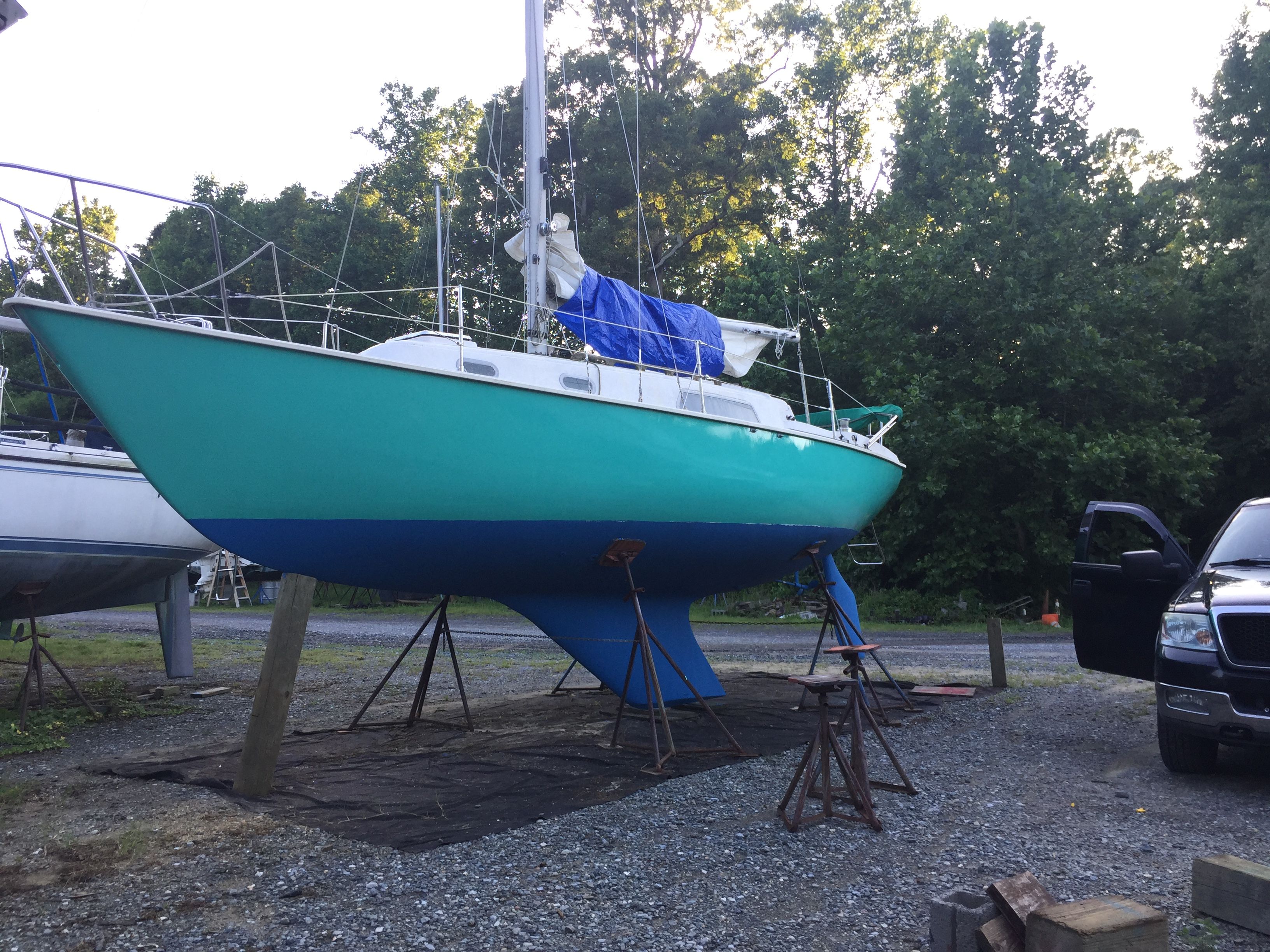1975 Pearson 30 - 11