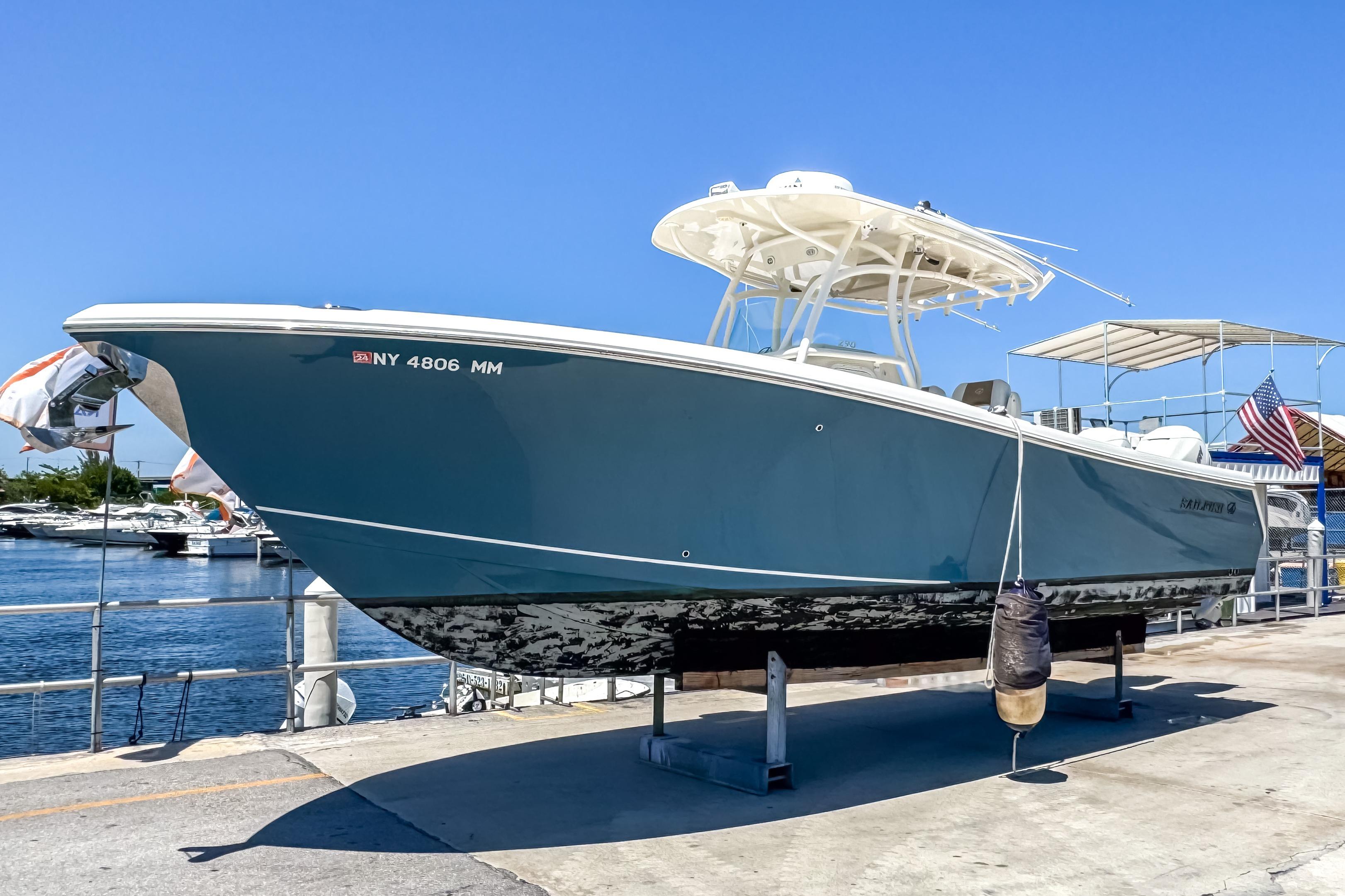 2016 Sailfish 290 CC