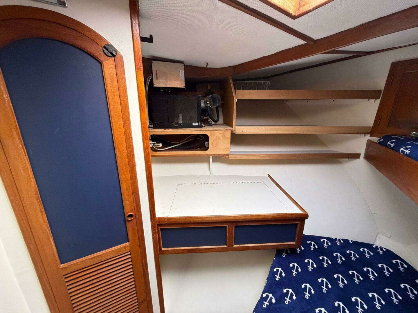 1984 Golden Star Trawler - Image 34