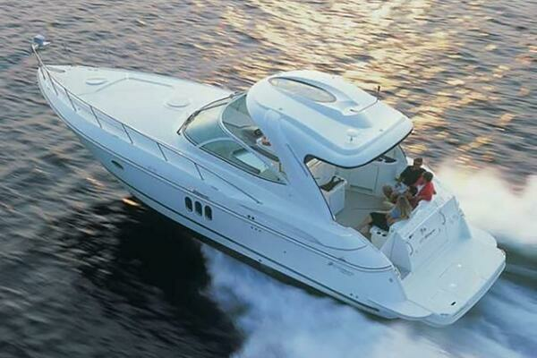 2006 Cruisers Yachts 420 Express