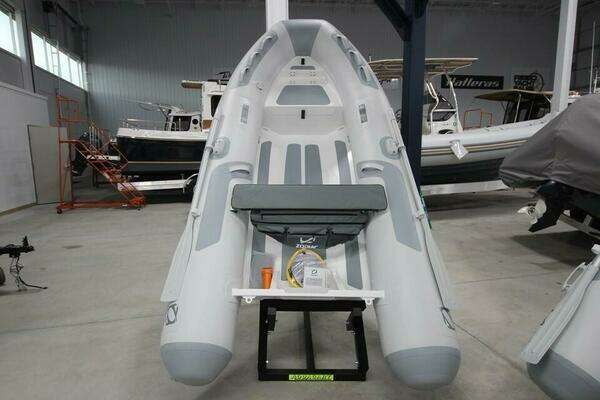 2023 Zodiac Cadet 330 DL RIB ALU PVC