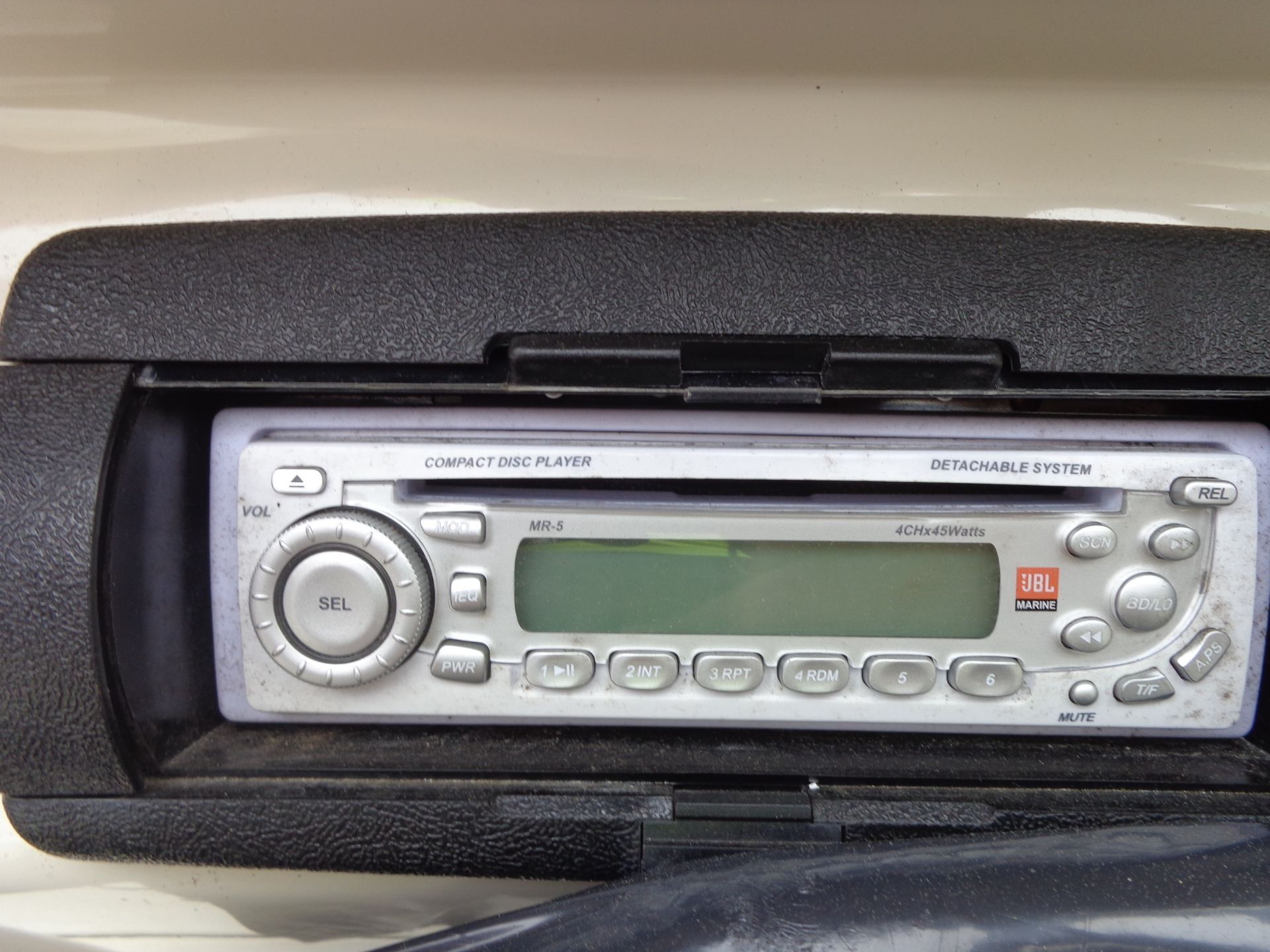 1999 Sea Ray Express Cruiser - 33