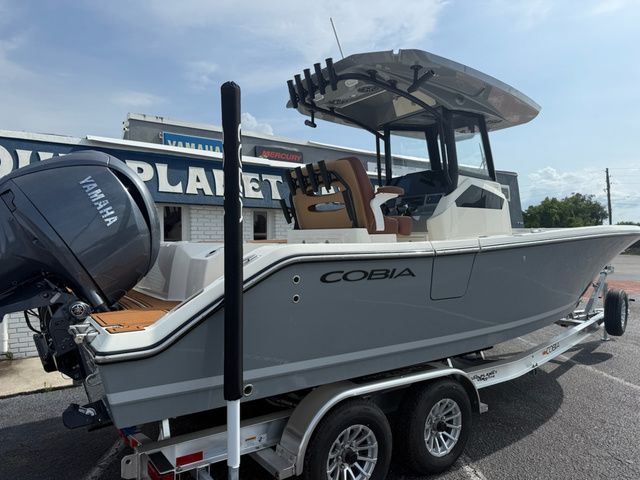 2027 Cobia 245 Center Console - 4
