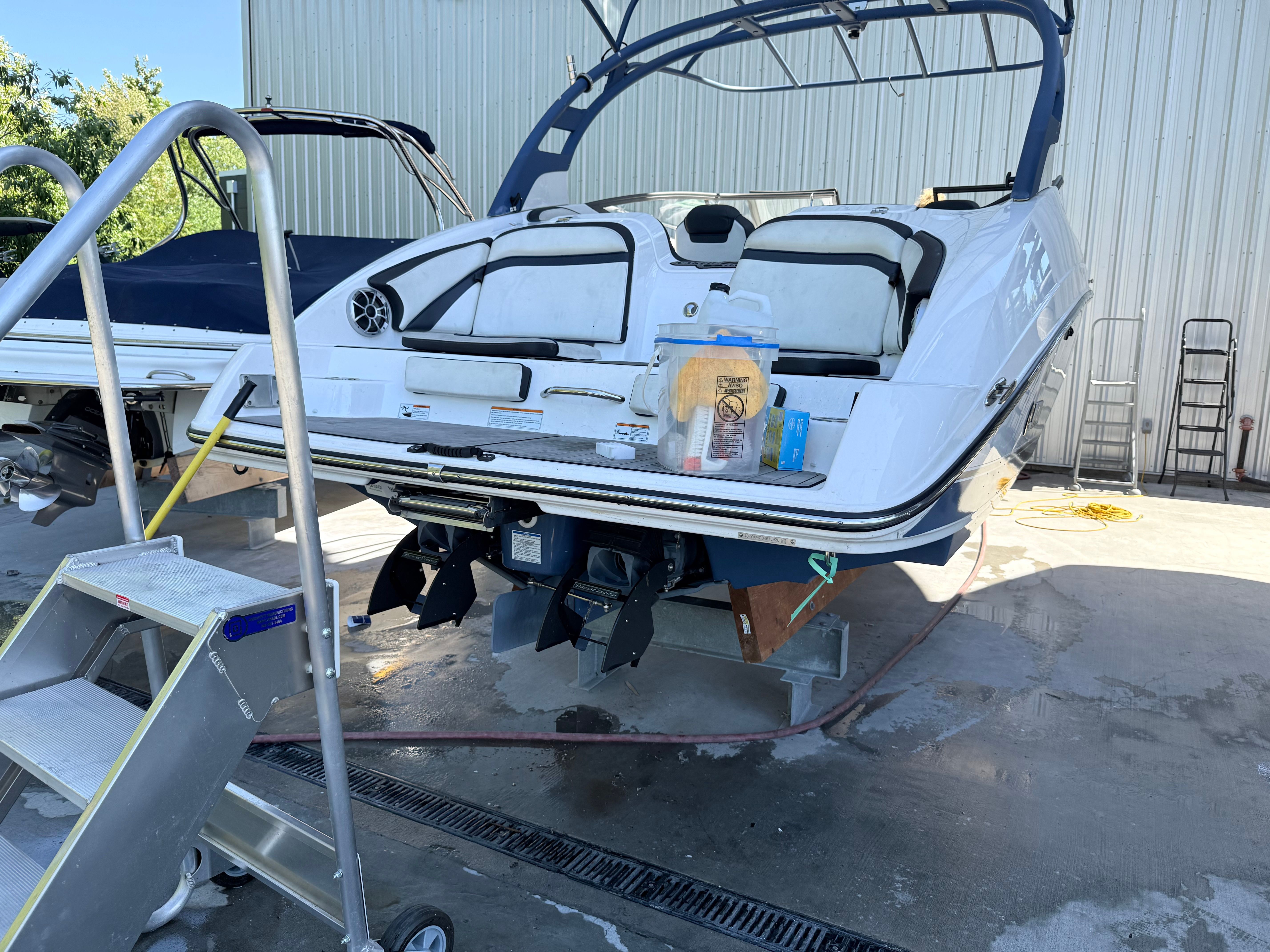 2020 Yamaha Boats 242SE - 2