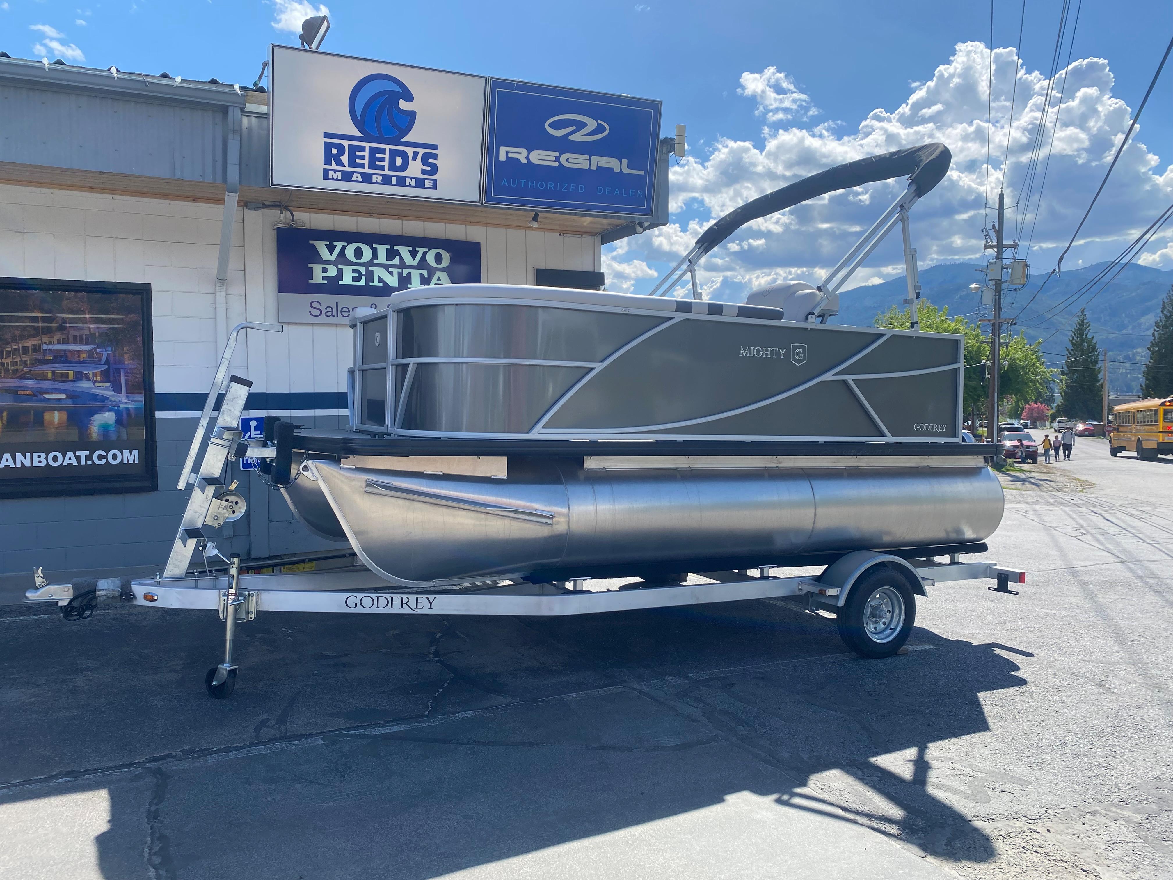 2023 Godfrey MIGHTY G 1476C