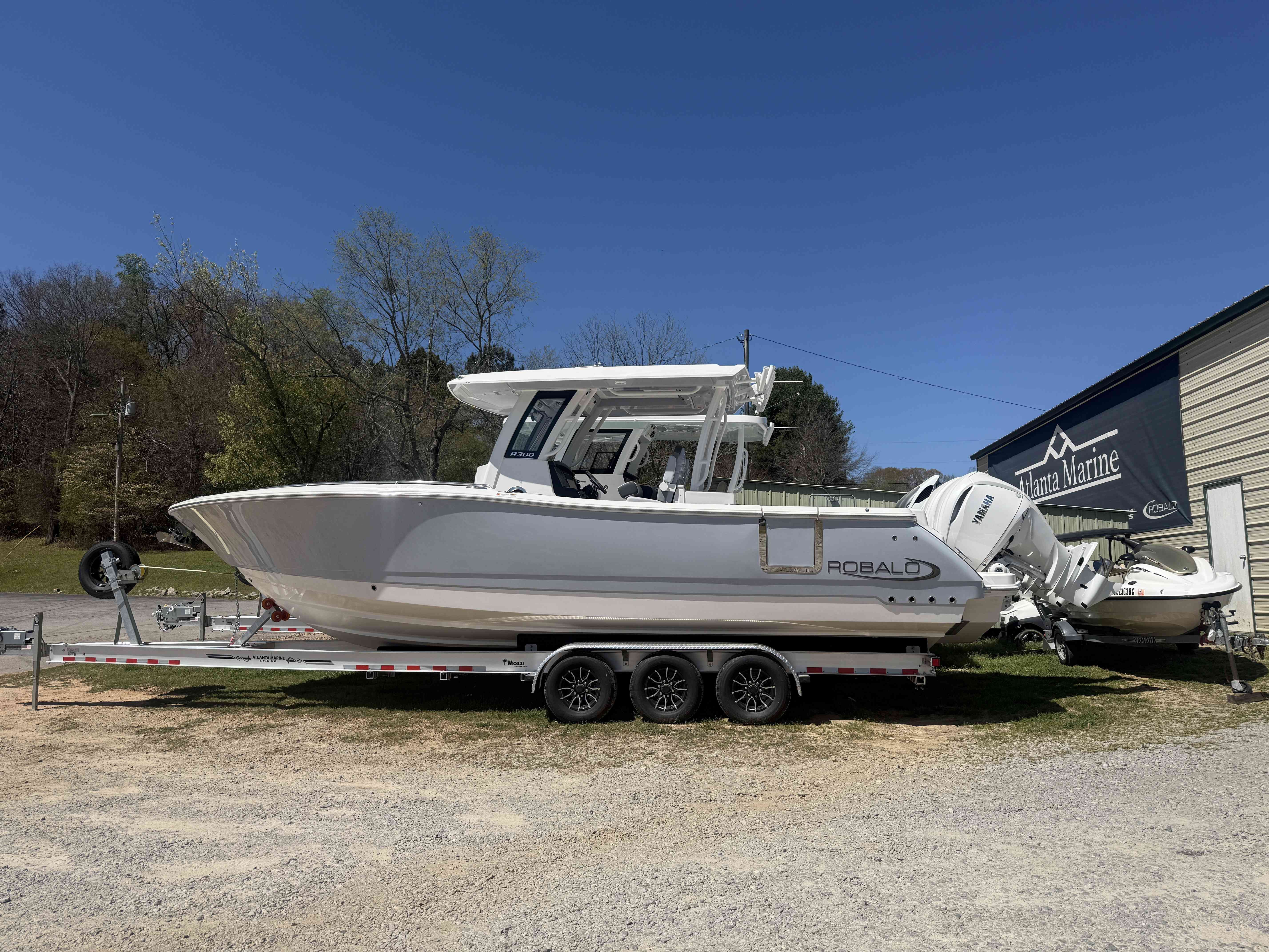 2026 Robalo R300 Center Console