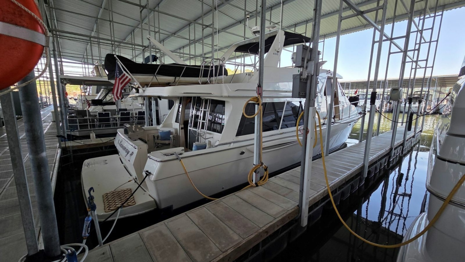 2008 Meridian 490 Pilothouse - Image 3