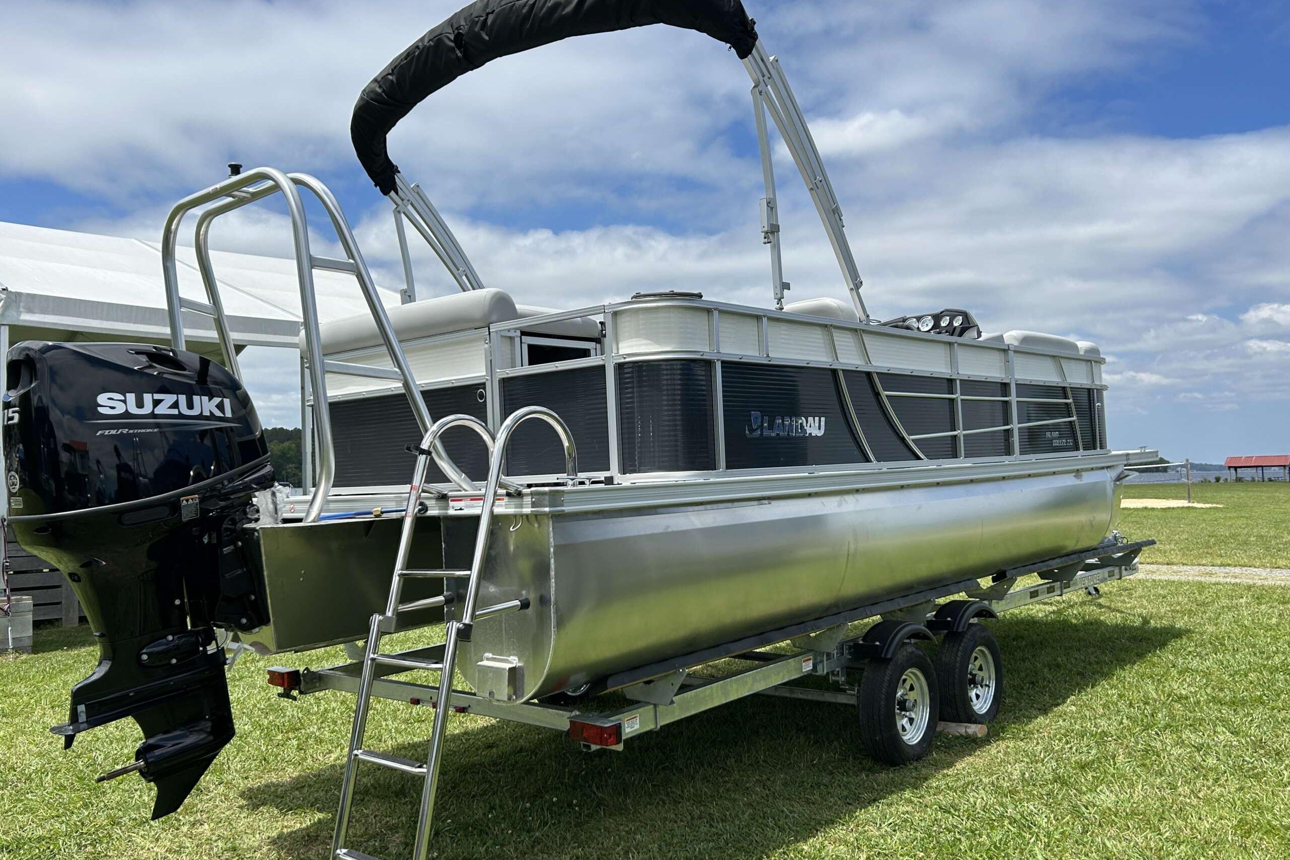 2023 Landau Island Breeze 232 Cruise