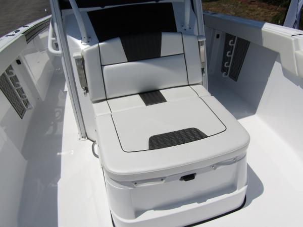 2024 Wellcraft 352 Fisherman boat interior seating area.