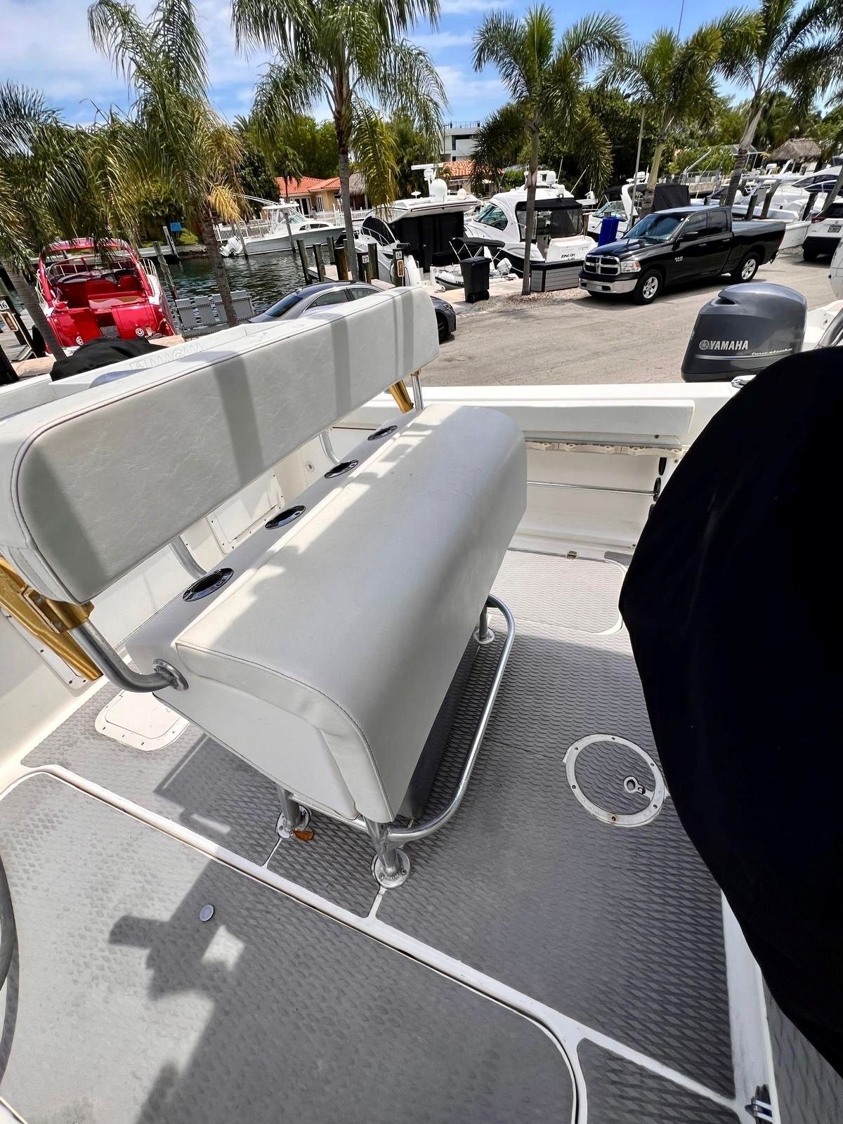 1998 Century Sport Cabin - 17