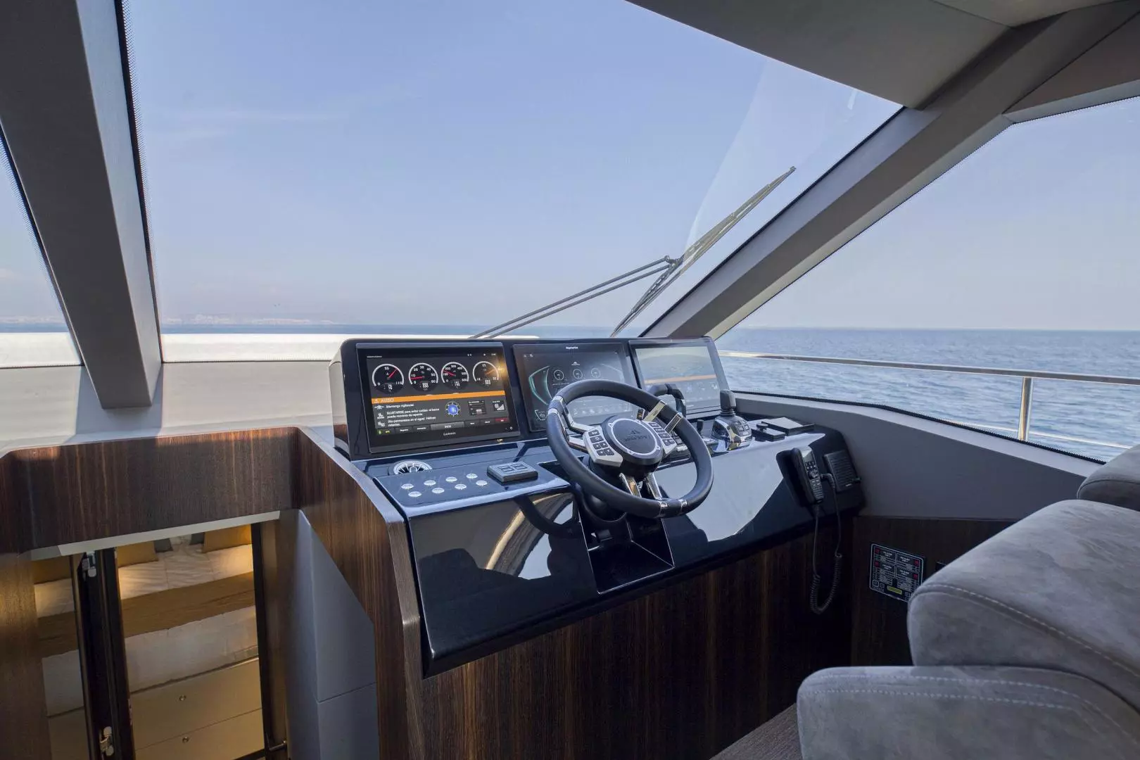 2023 Astondoa AS5 - Image 15