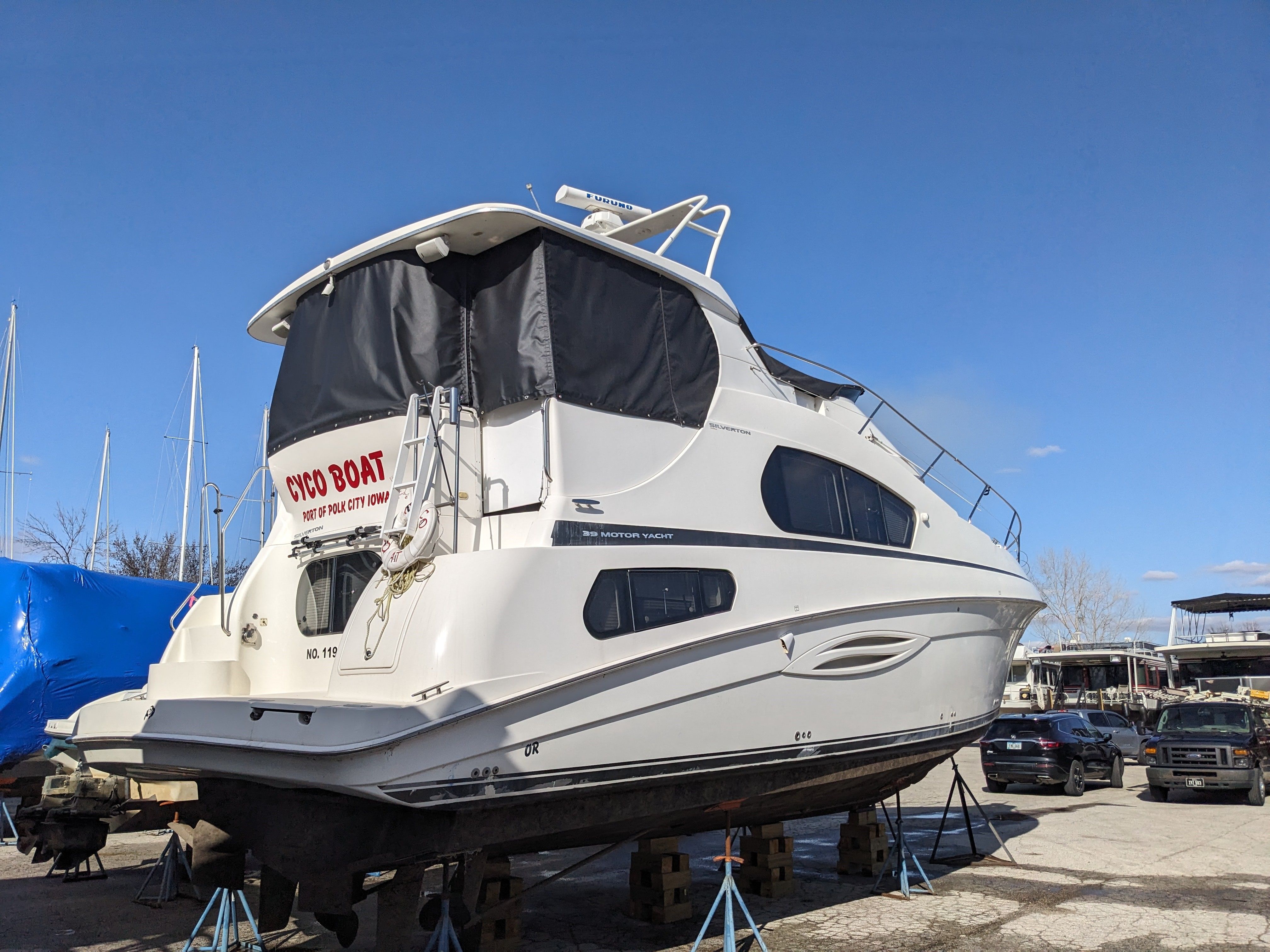2006 Silverton 39 Motor Yacht - 3