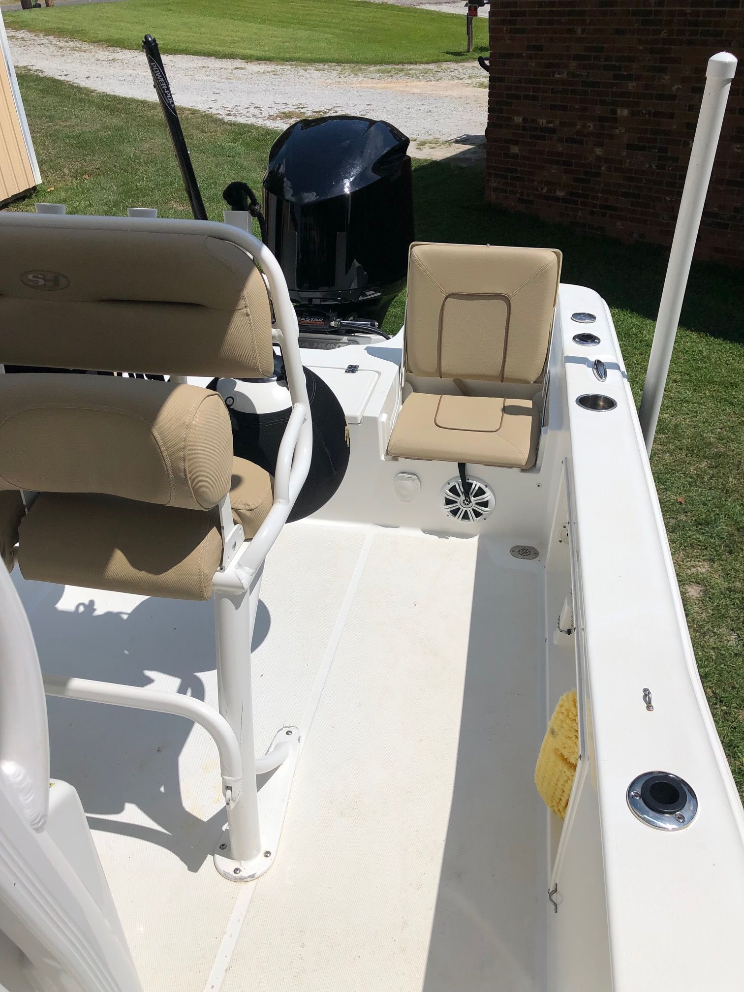 2016 Sea Hunt BX 24 BR - 8