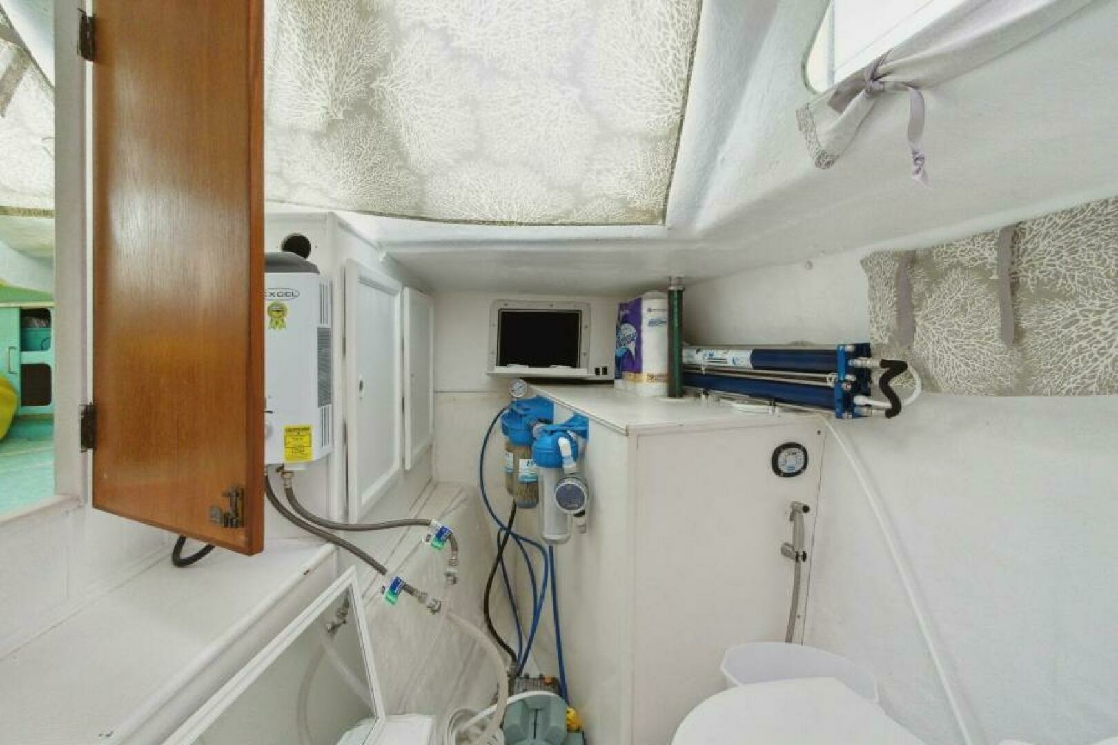 1992 Dean 365 Oceanliner - Image 26