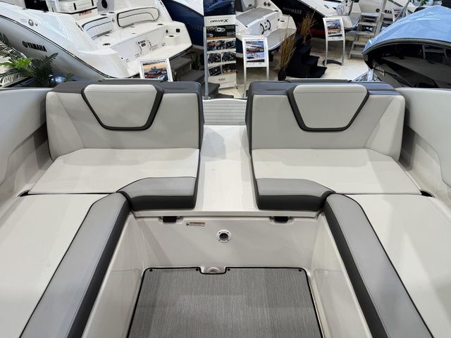 2025 Yamaha Boats AR250 - 8