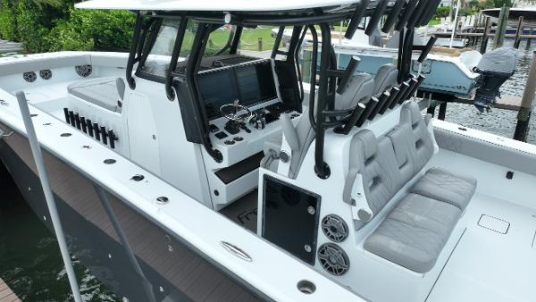 2018 Freeman 42LR - 9