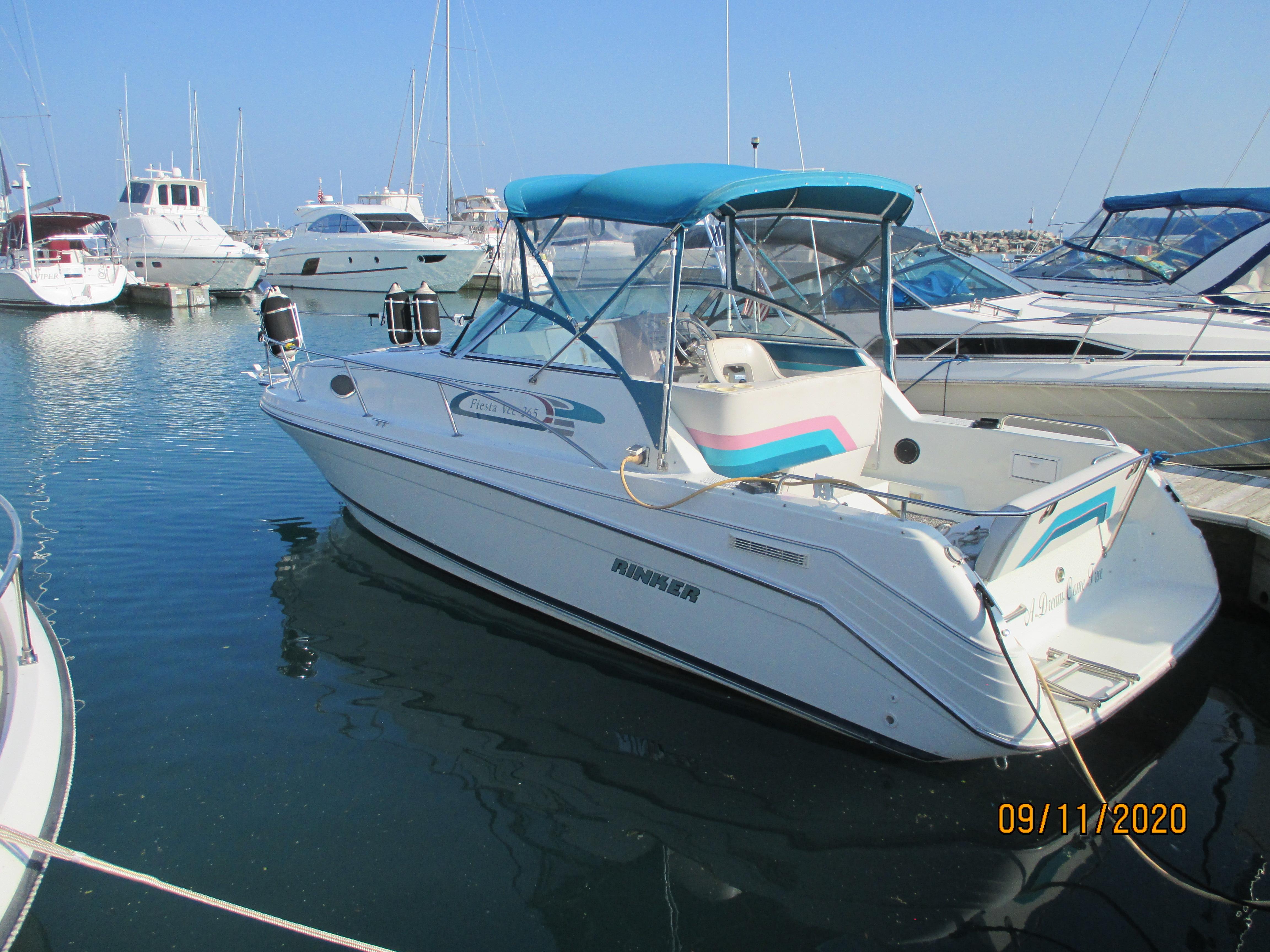 1994 Rinker Fiesta Vee 265