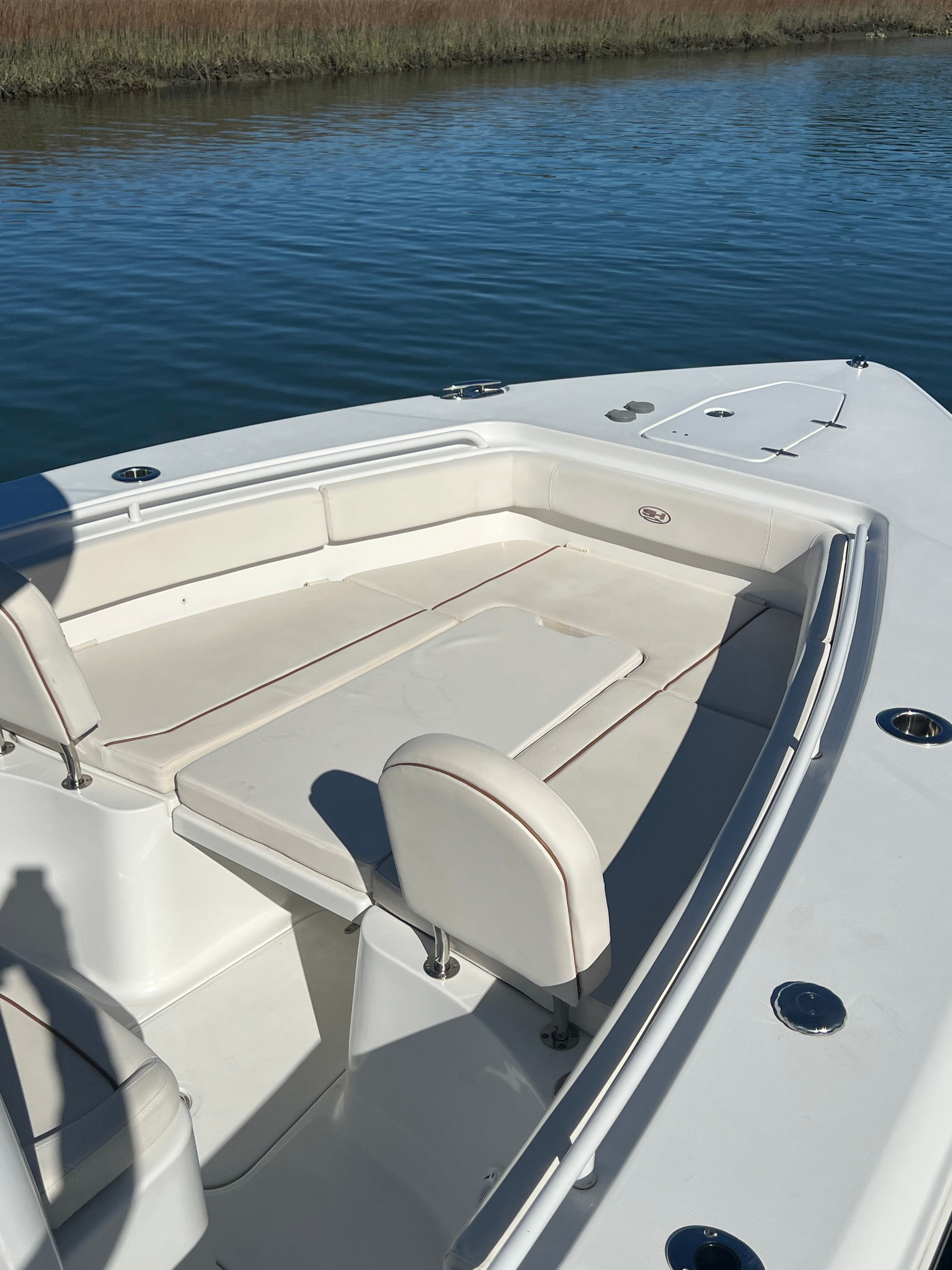 2022 Sea Hunt Gamefish 27 Forward Seating - 11