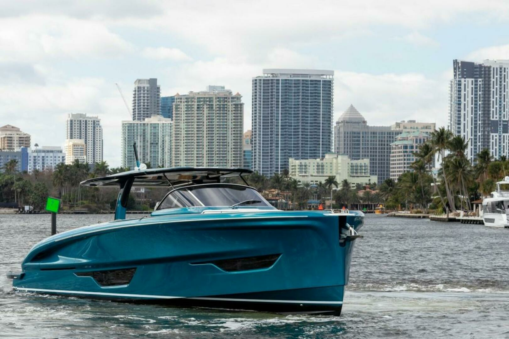2024 Solaris 52 open - Image 8