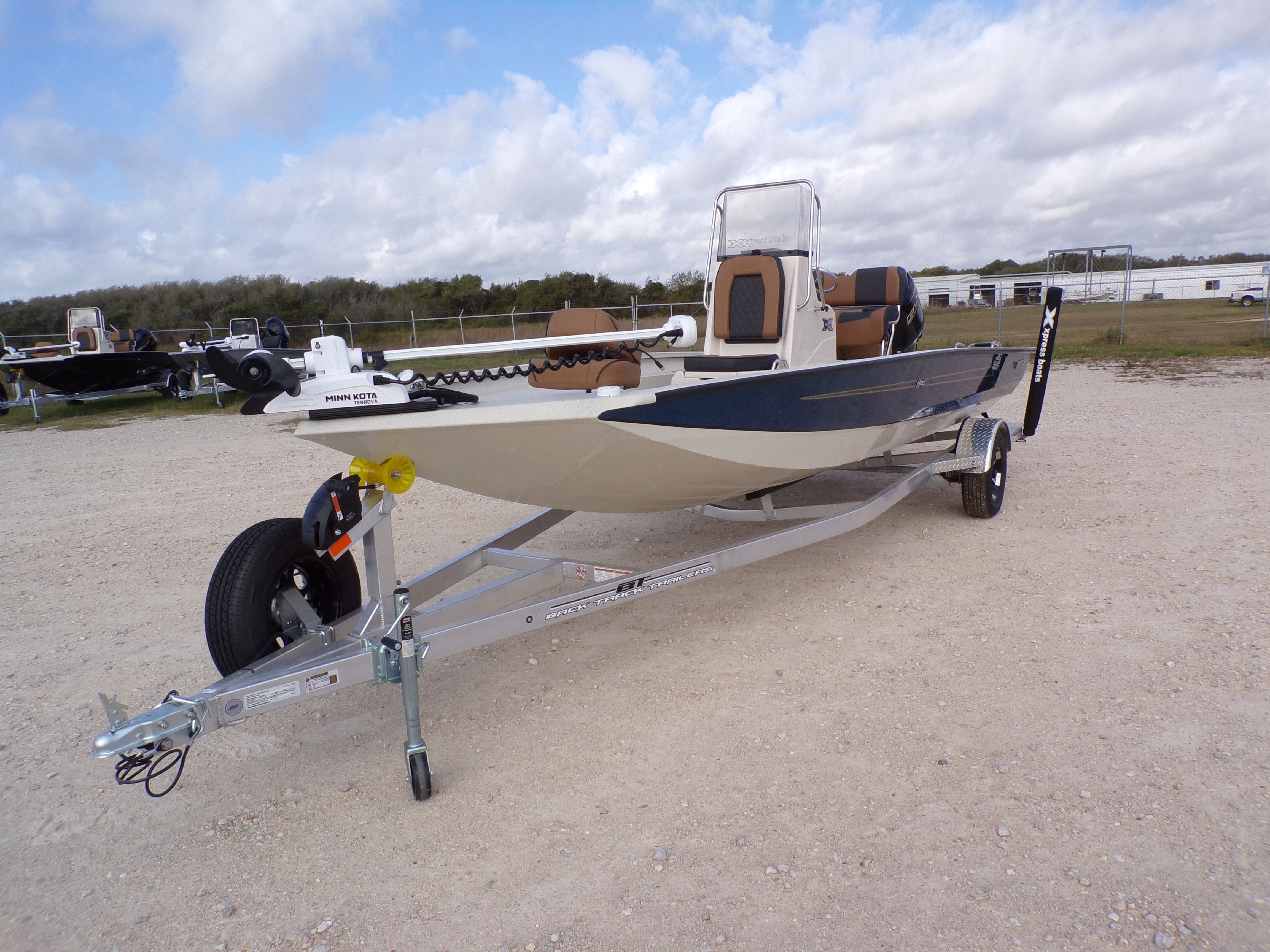 2026 Xpress H20BAY - 8