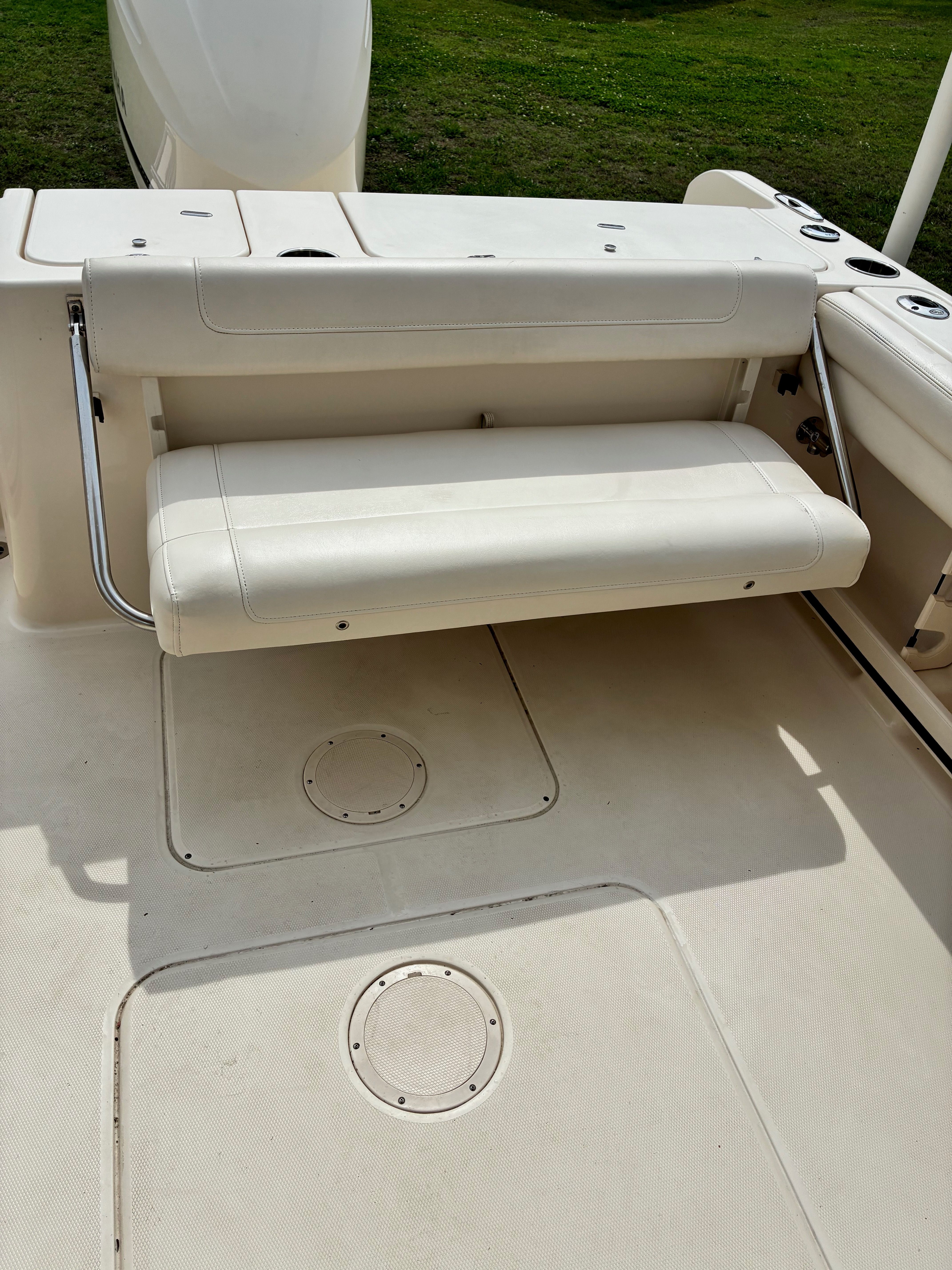 Rear seating of a 2018 Grady-White Freedom 235 boat.