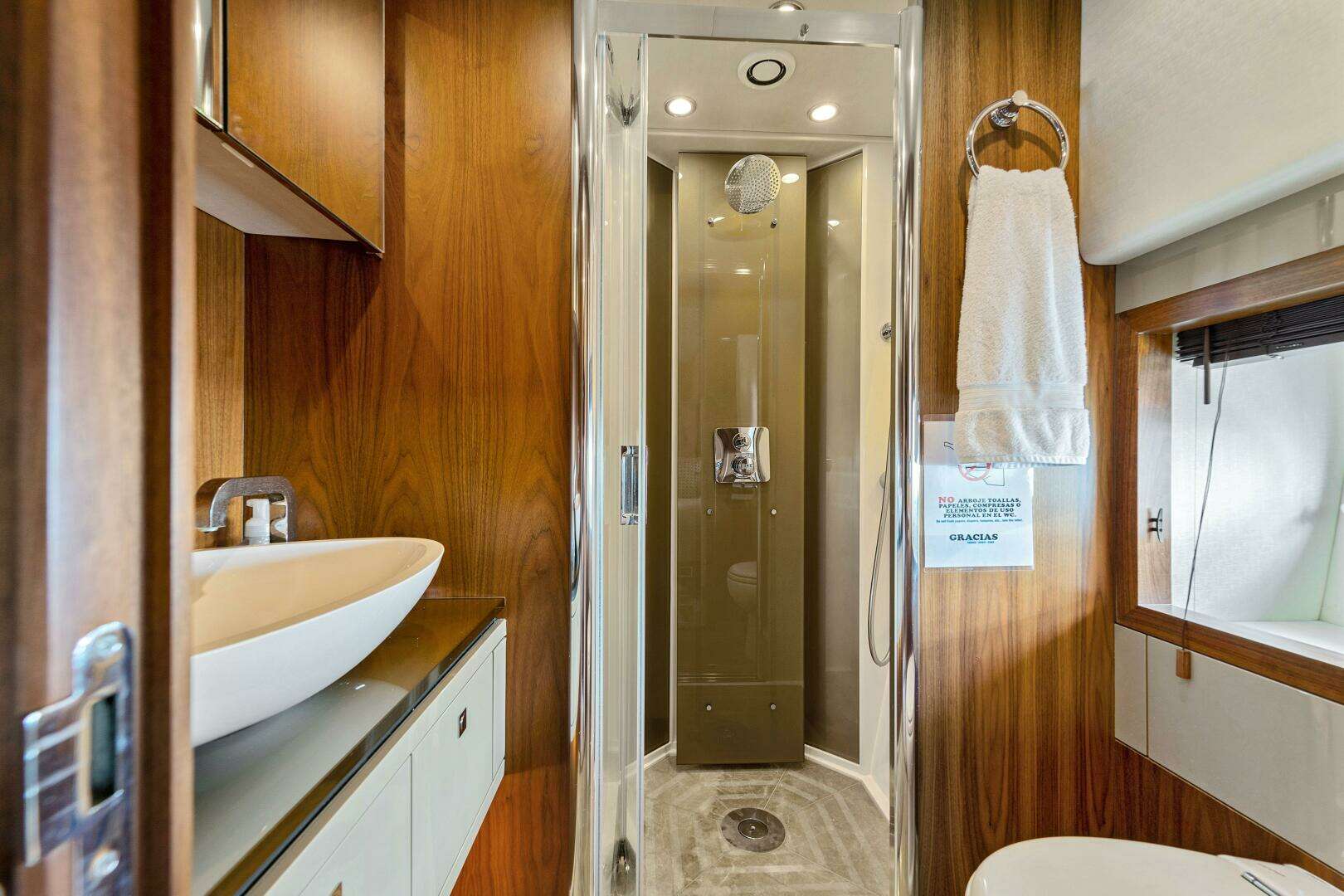 2013 Sunseeker Predator 84 - Image 30