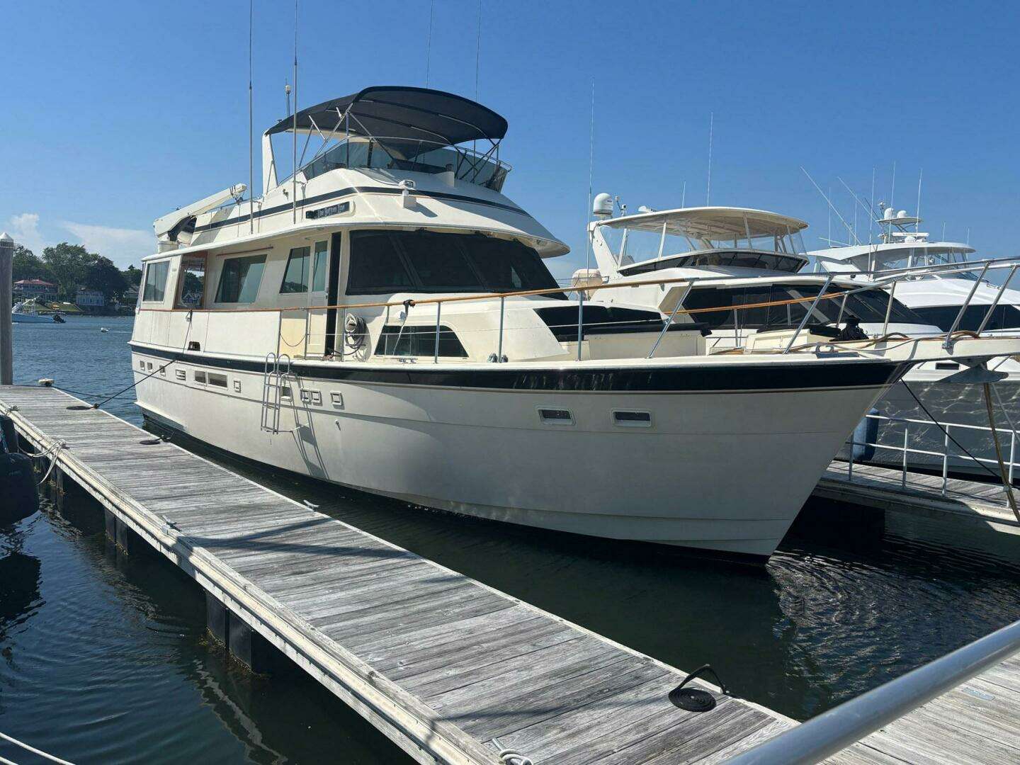 1987 Hatteras Flybridge - Image 2