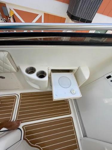 2005 Hydra-Sports 3300 VX - 31