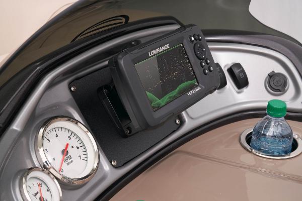 2023 Sun Tracker SportFish 20 DLX - 32