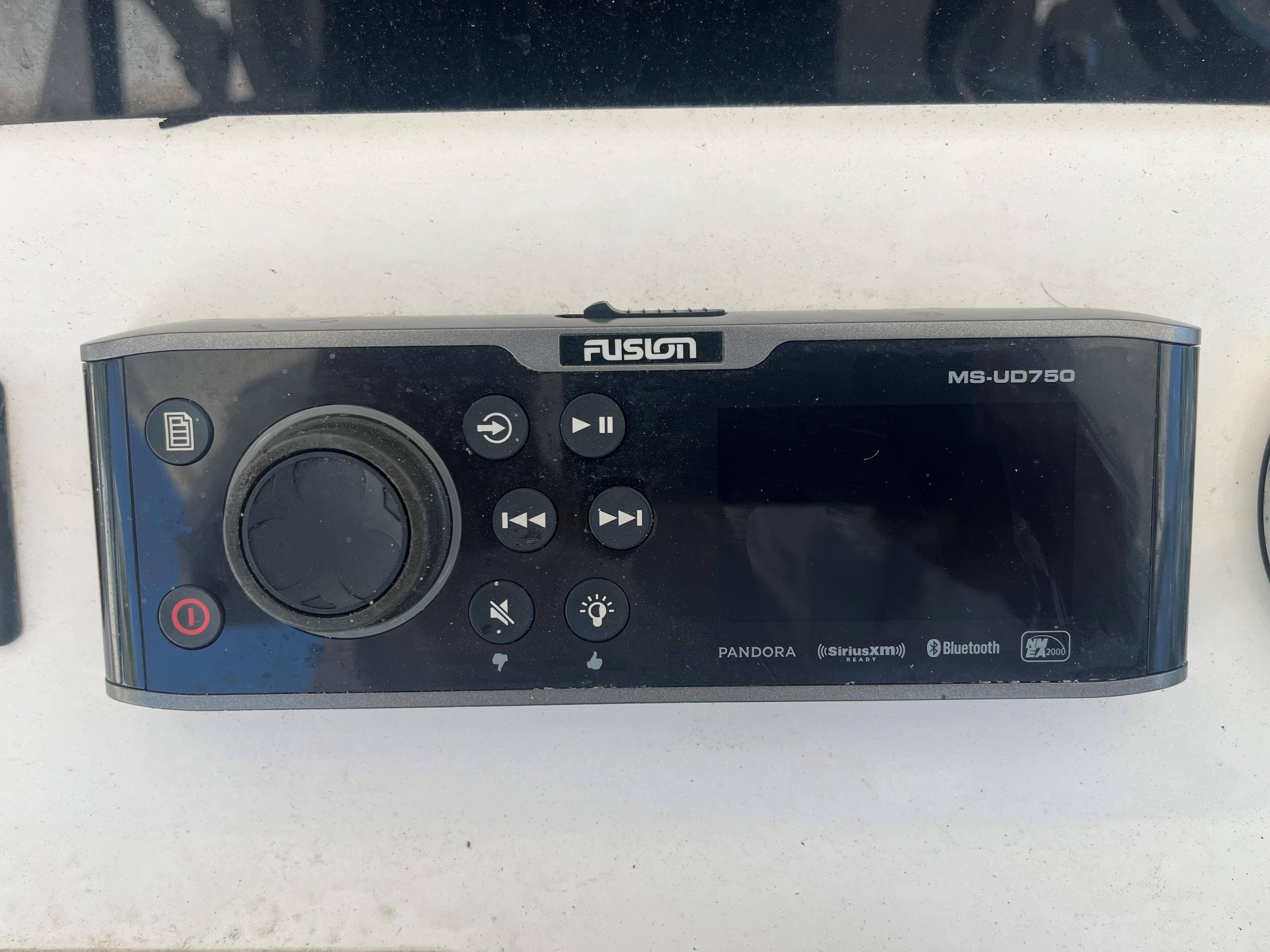 Fusion MS-UD750 marine stereo system on Blackwater 43, 2018 model.