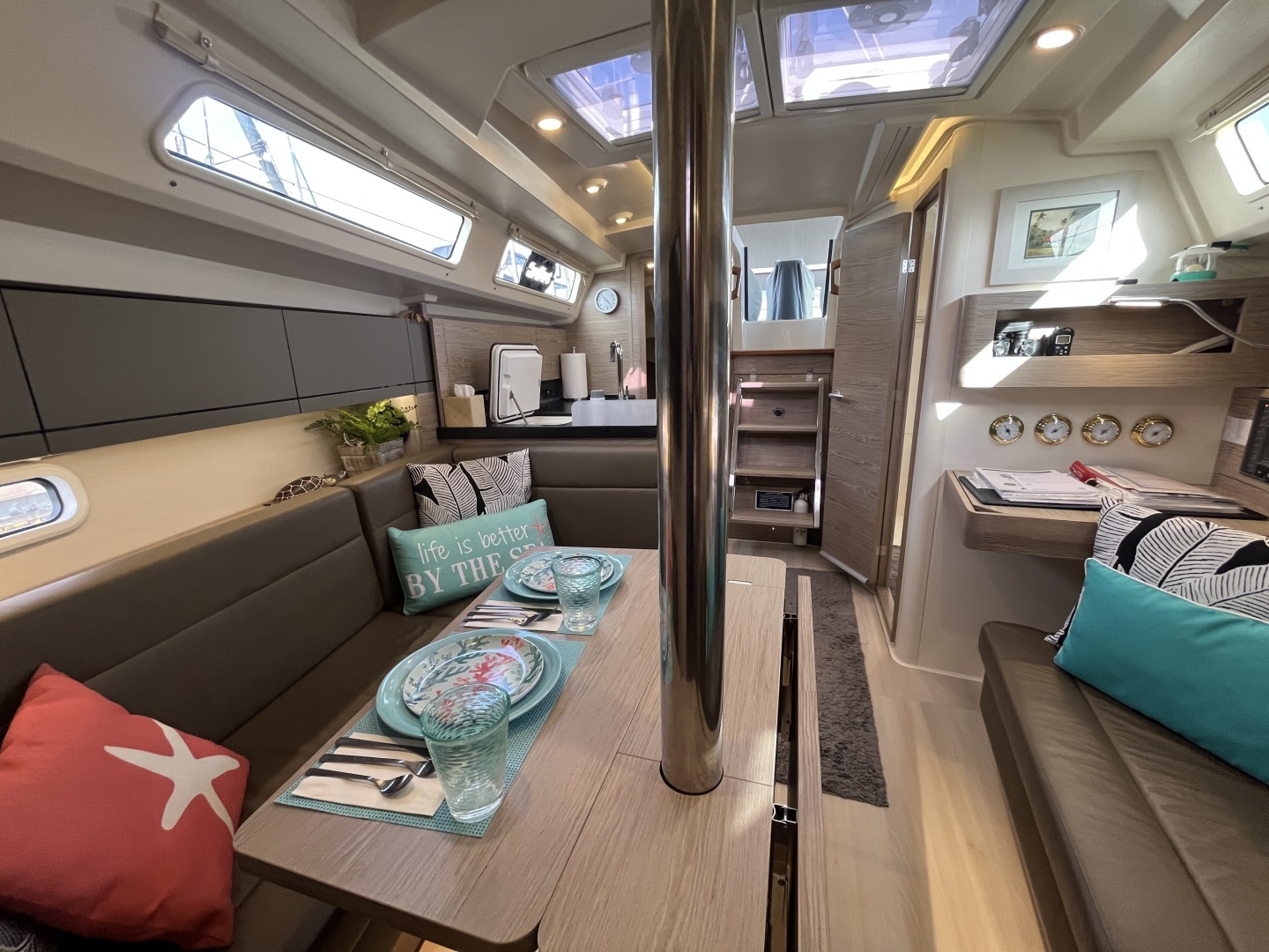 2021 Hanse 348 - Image 5