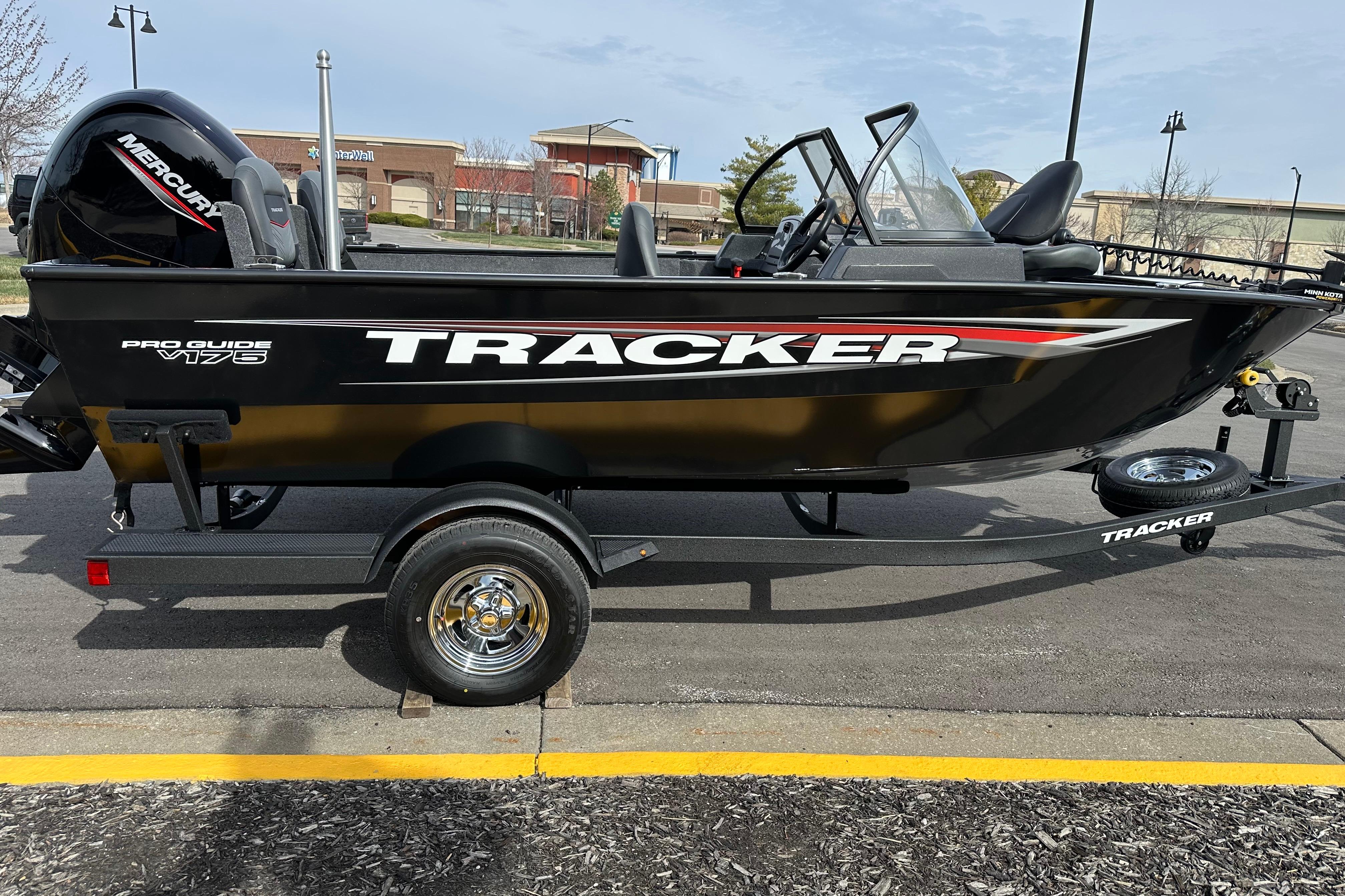 2026 Tracker Pro Guide V-175 Combo