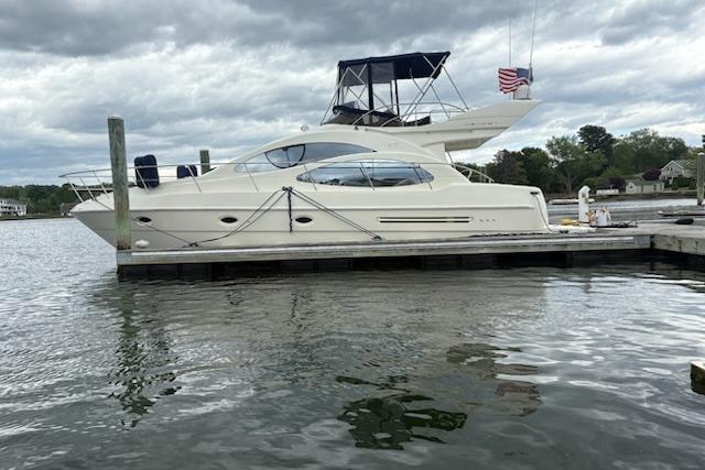 2005 Azimut 42