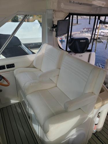 2005 Sea Ray 390 Motor Yacht - 2
