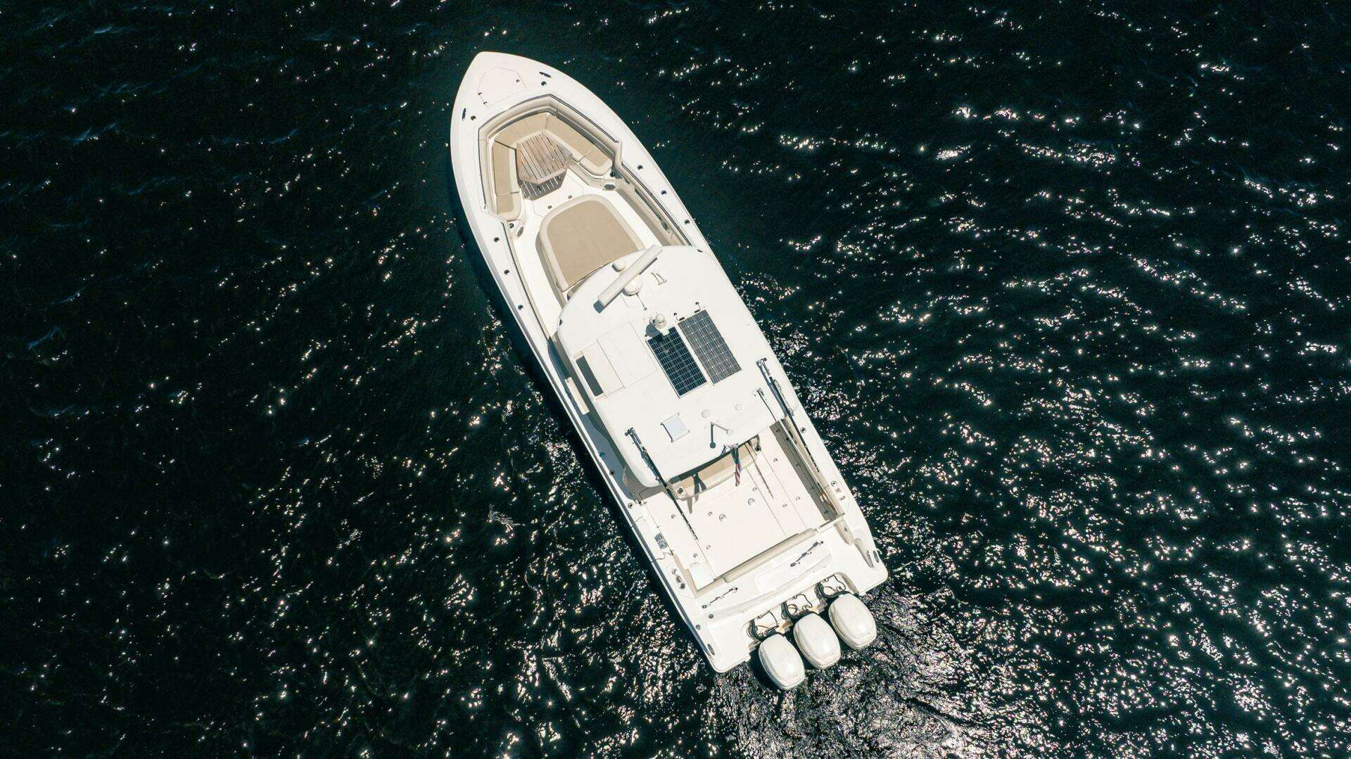 2018 Boston Whaler 380 Outrage - Image 56