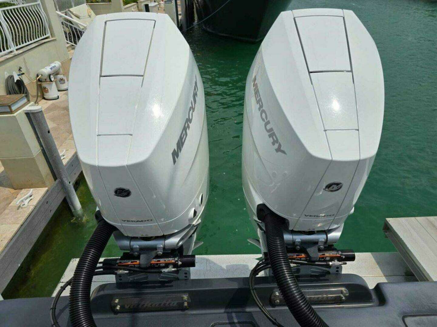 2023 Valhalla Boatworks V-33 - Image 37