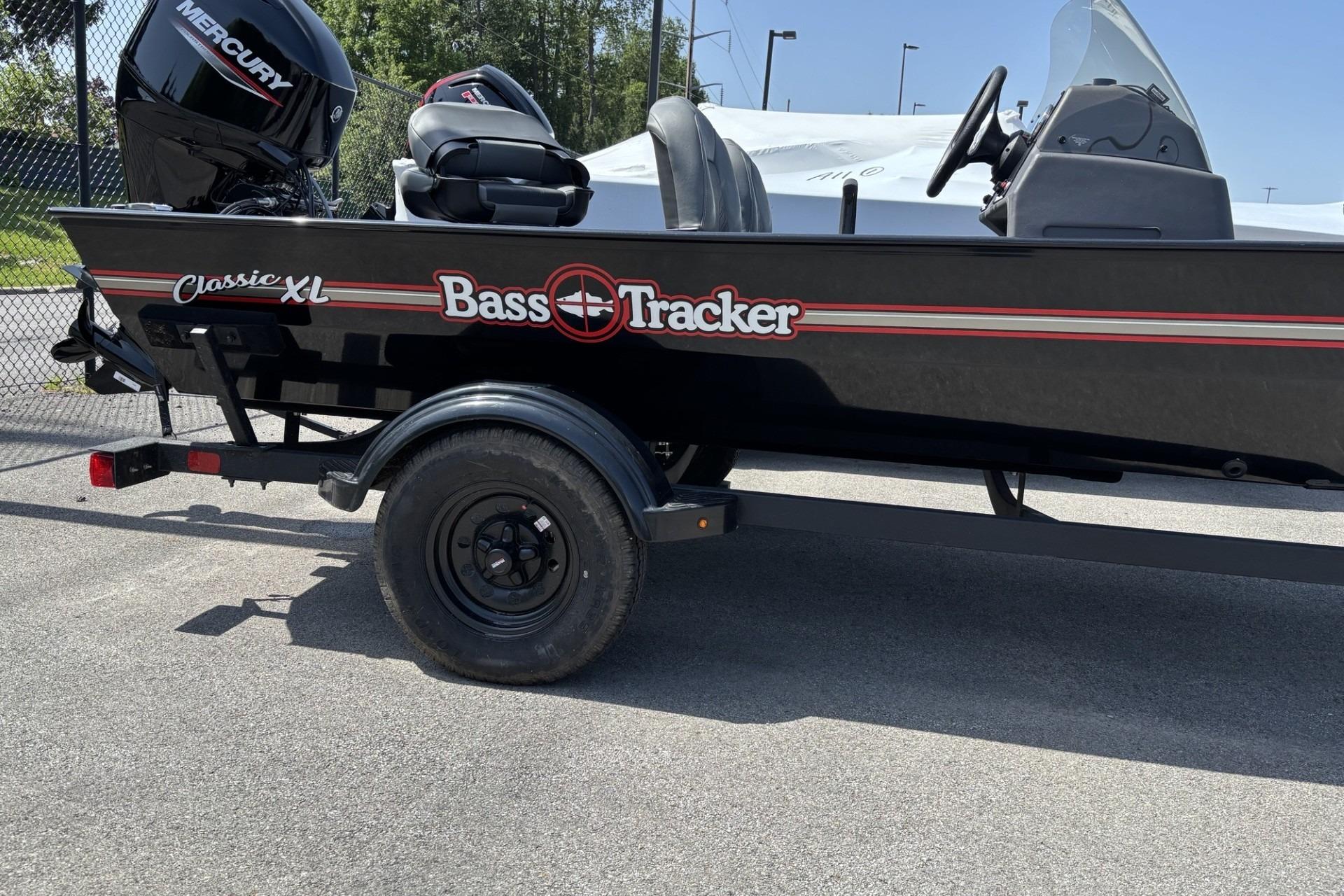 2026 Tracker Bass Tracker Classic XL
