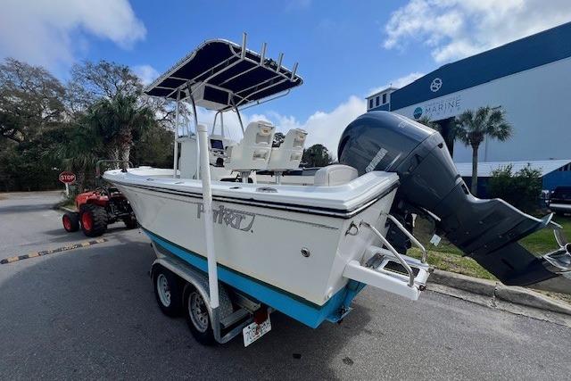 2016 Parker 21SE Center Console